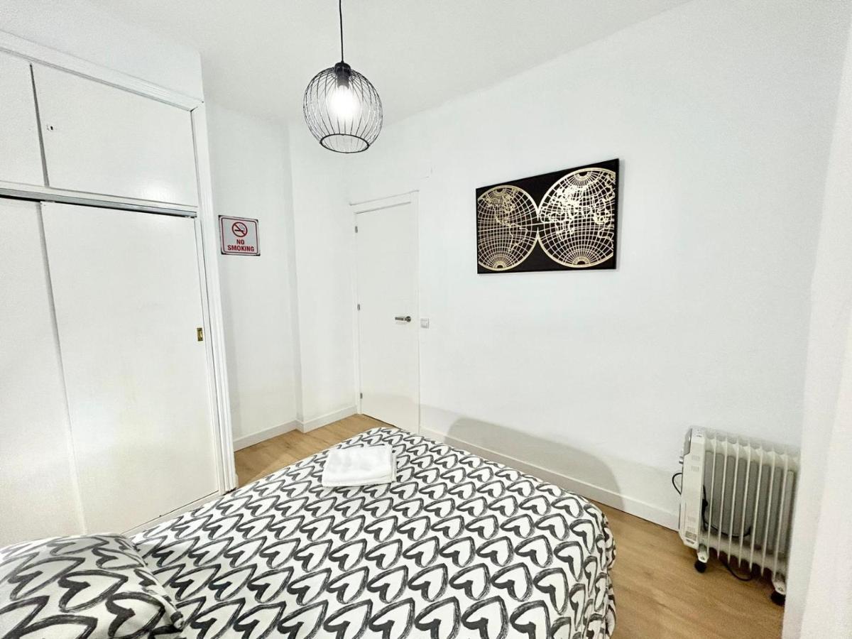 Plaza Rio A Apartman Madrid Kültér fotó